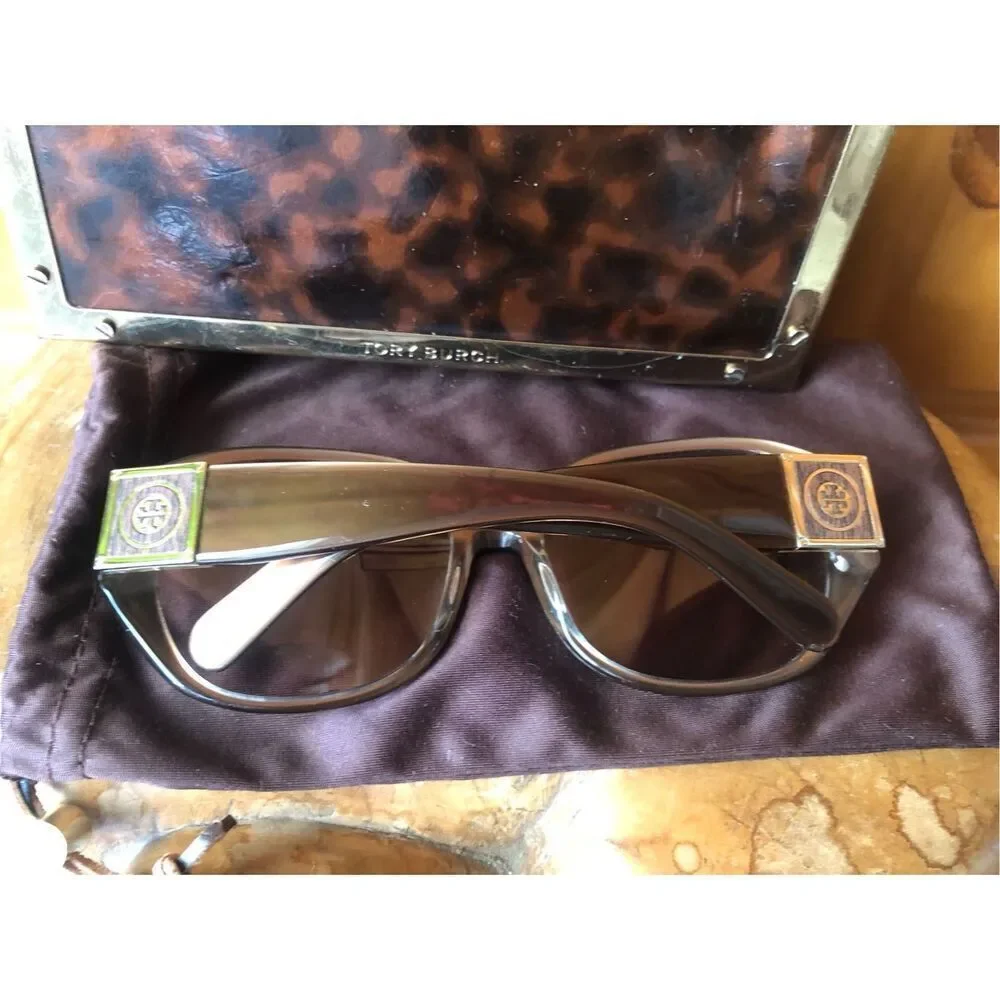 Tory Burch TY7043 893/13 Oversized Square Sunglasses – Brown/Gradient